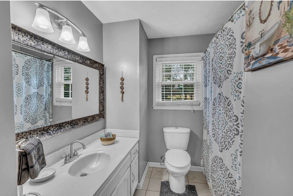 107 Ben Albert Road Cottontown TN 37048