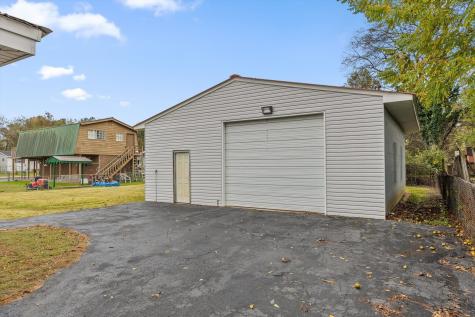 599 Steele Road Rossville GA 30741