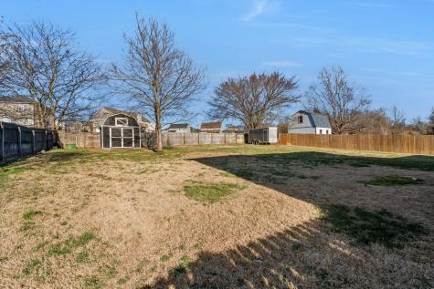 3355 Clearwater Drive Clarksville TN 37042