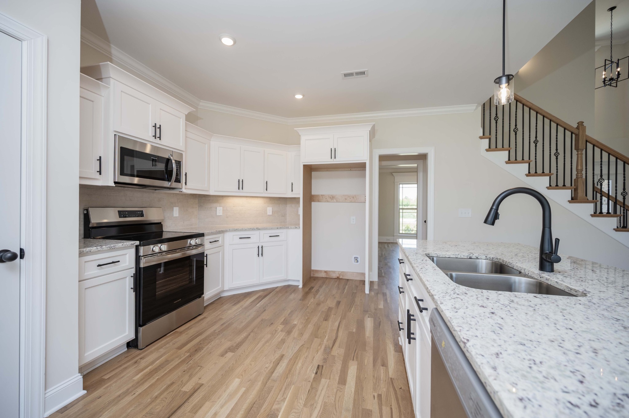 5414 Walnut Farms Boulevard Christiana TN 37037