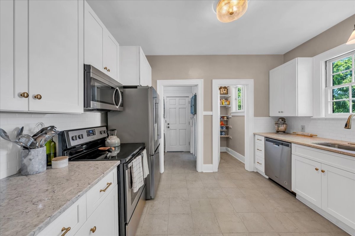 115 Cherokee Road Nashville TN 37205