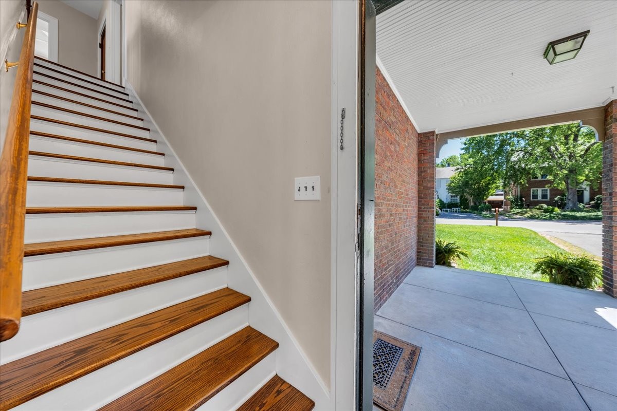 115 Cherokee Road Nashville TN 37205