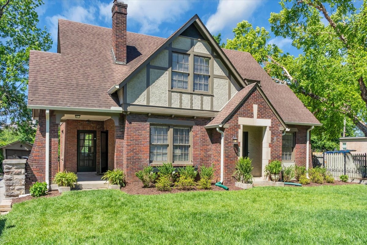 115 Cherokee Road Nashville TN 37205