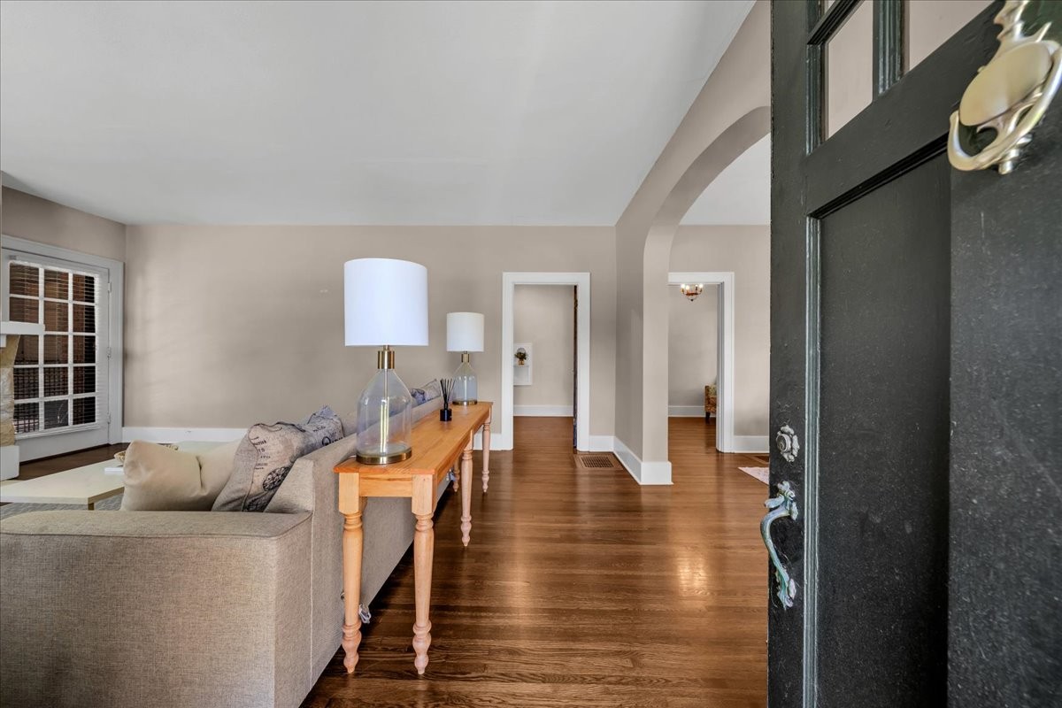 115 Cherokee Road Nashville TN 37205