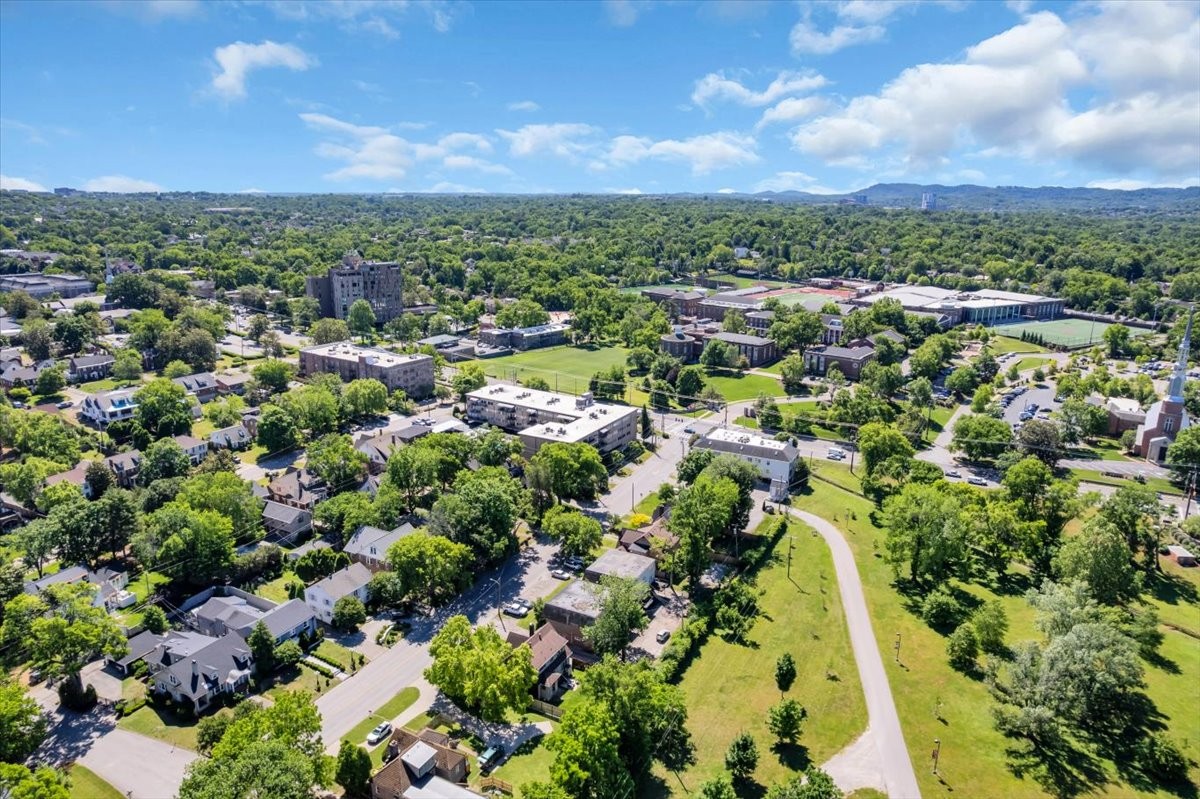 115 Cherokee Road Nashville TN 37205