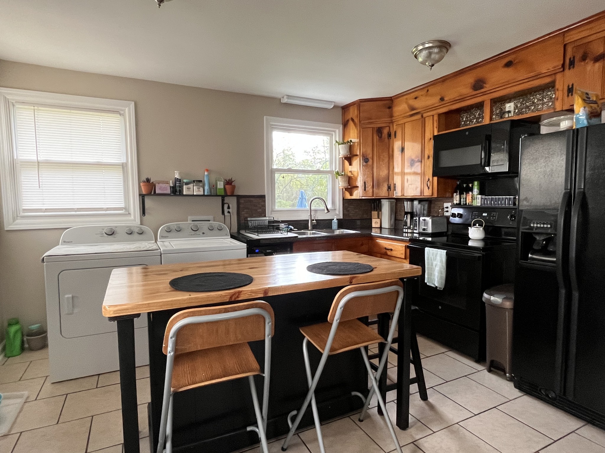 890 19th Ave, W Springfield TN 37172