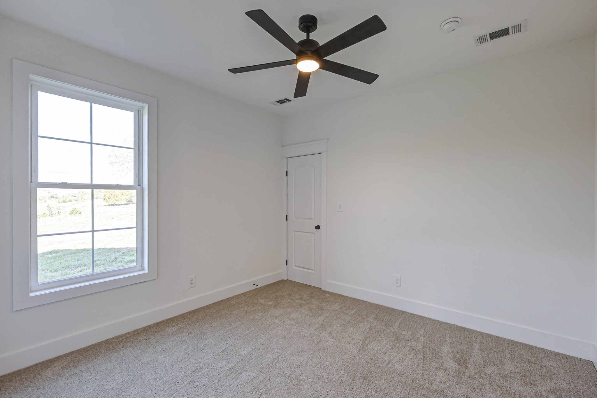 8301 Hartsville Pike, SE Lebanon TN 37087