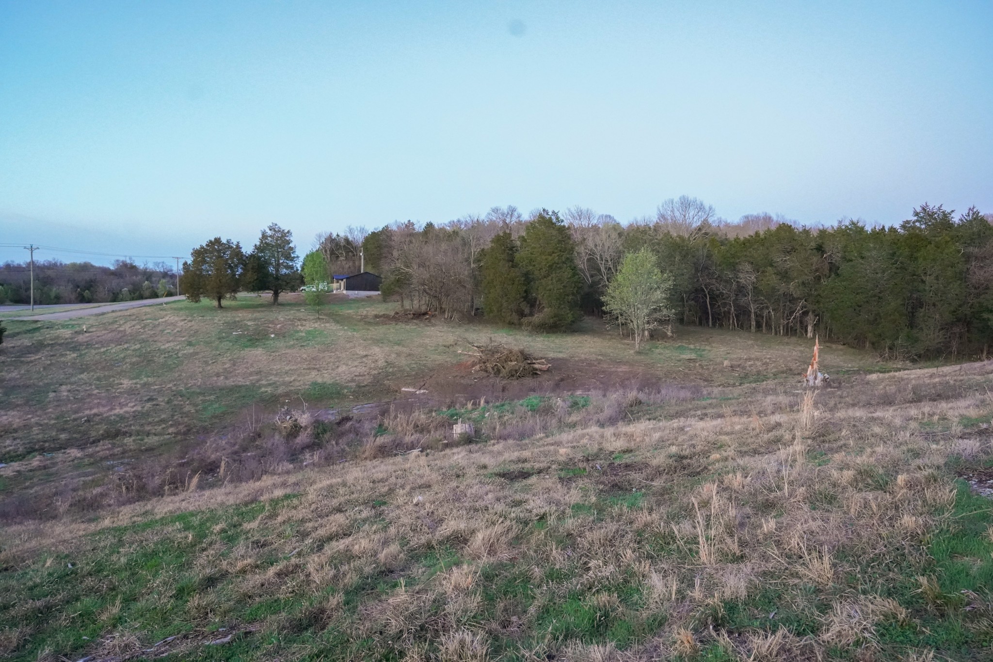 8301 Hartsville Pike, SE Lebanon TN 37087