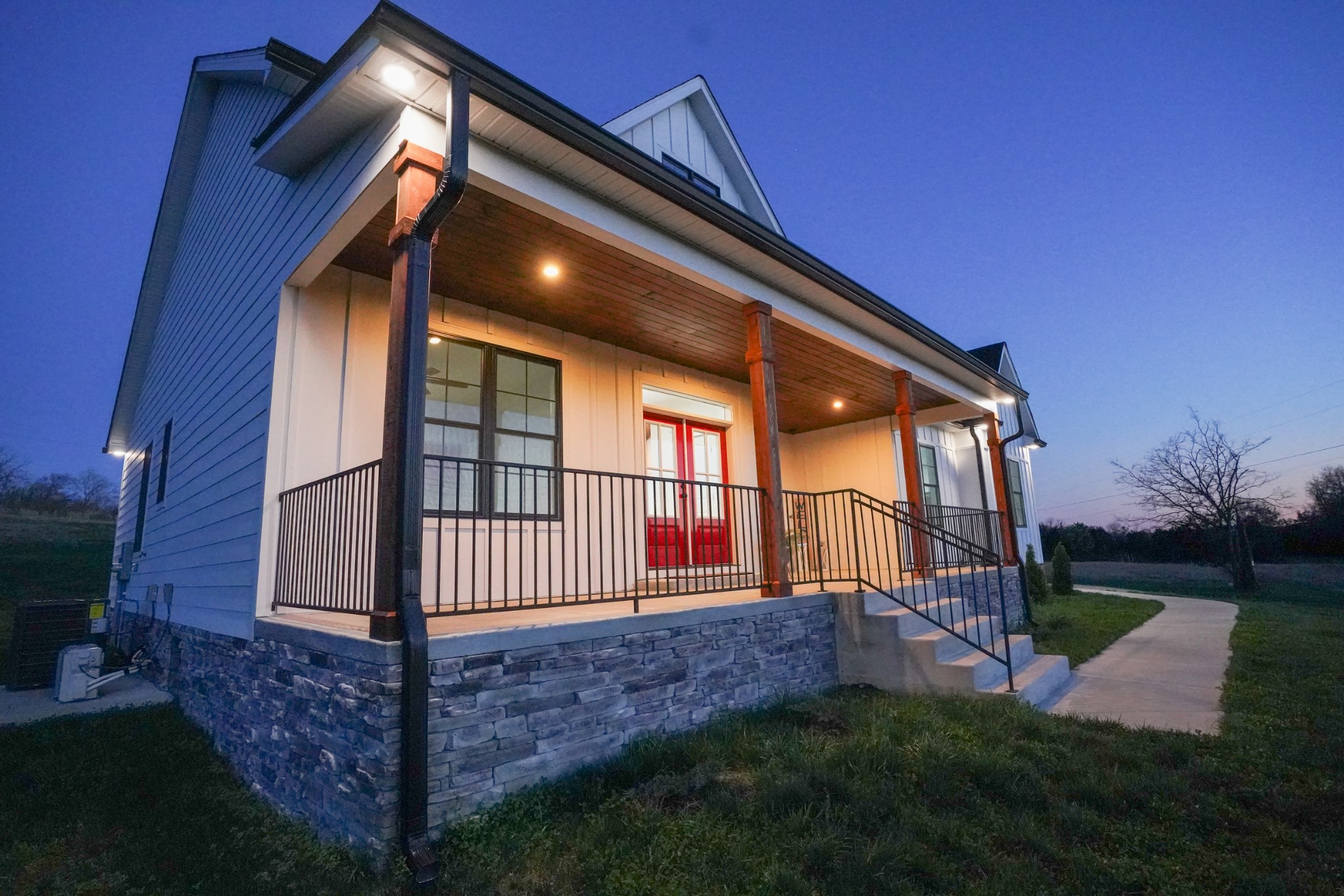 8301 Hartsville Pike, SE Lebanon TN 37087