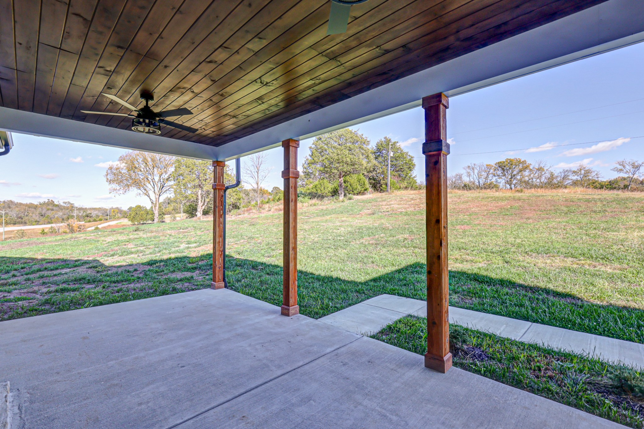 8301 Hartsville Pike, SE Lebanon TN 37087