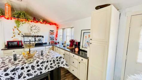 380 E Oak Drive Buchanan TN 38222