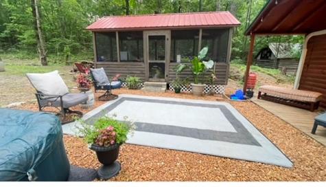 380 E Oak Drive Buchanan TN 38222