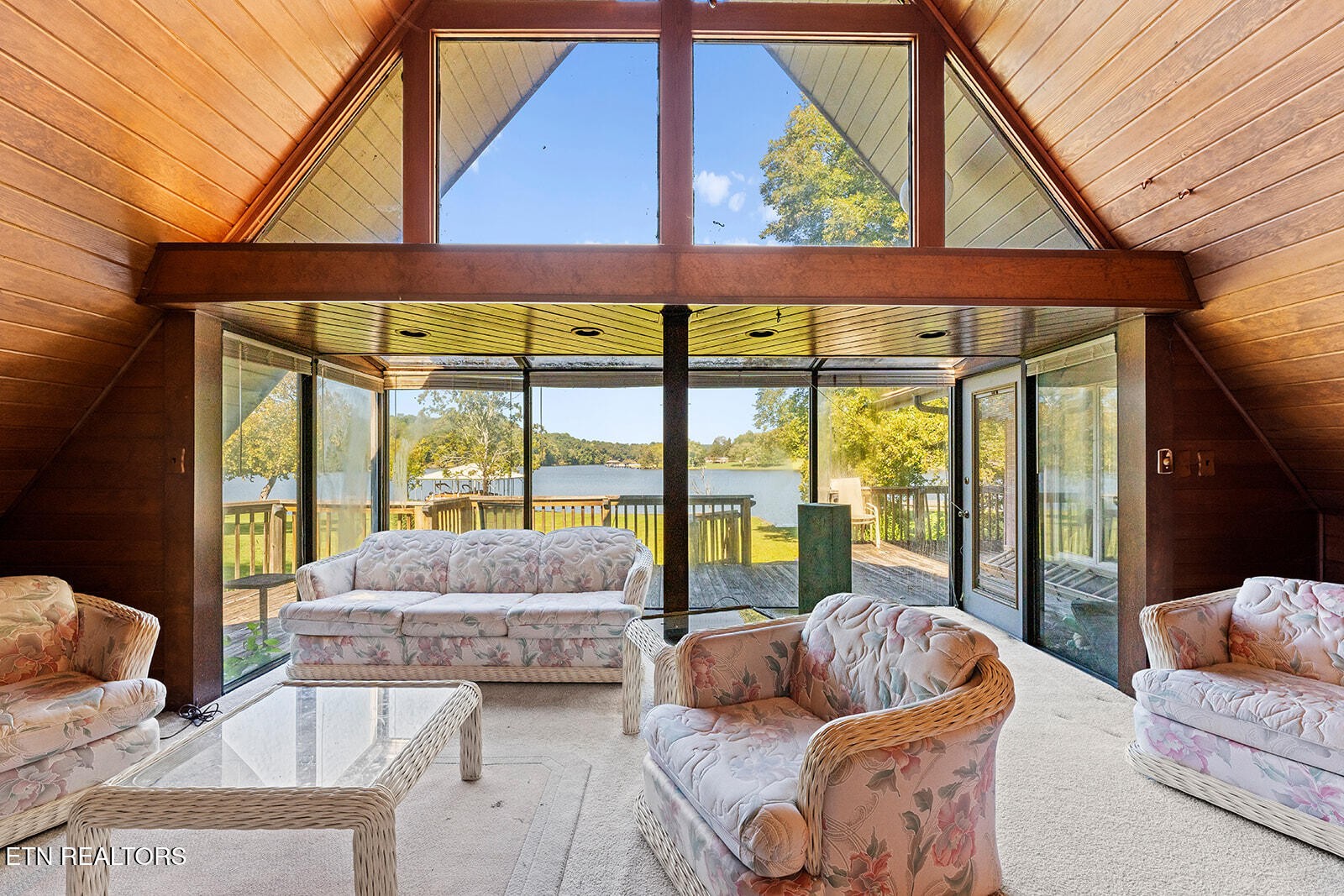 4827 Riversedge Road Louisville TN 37777