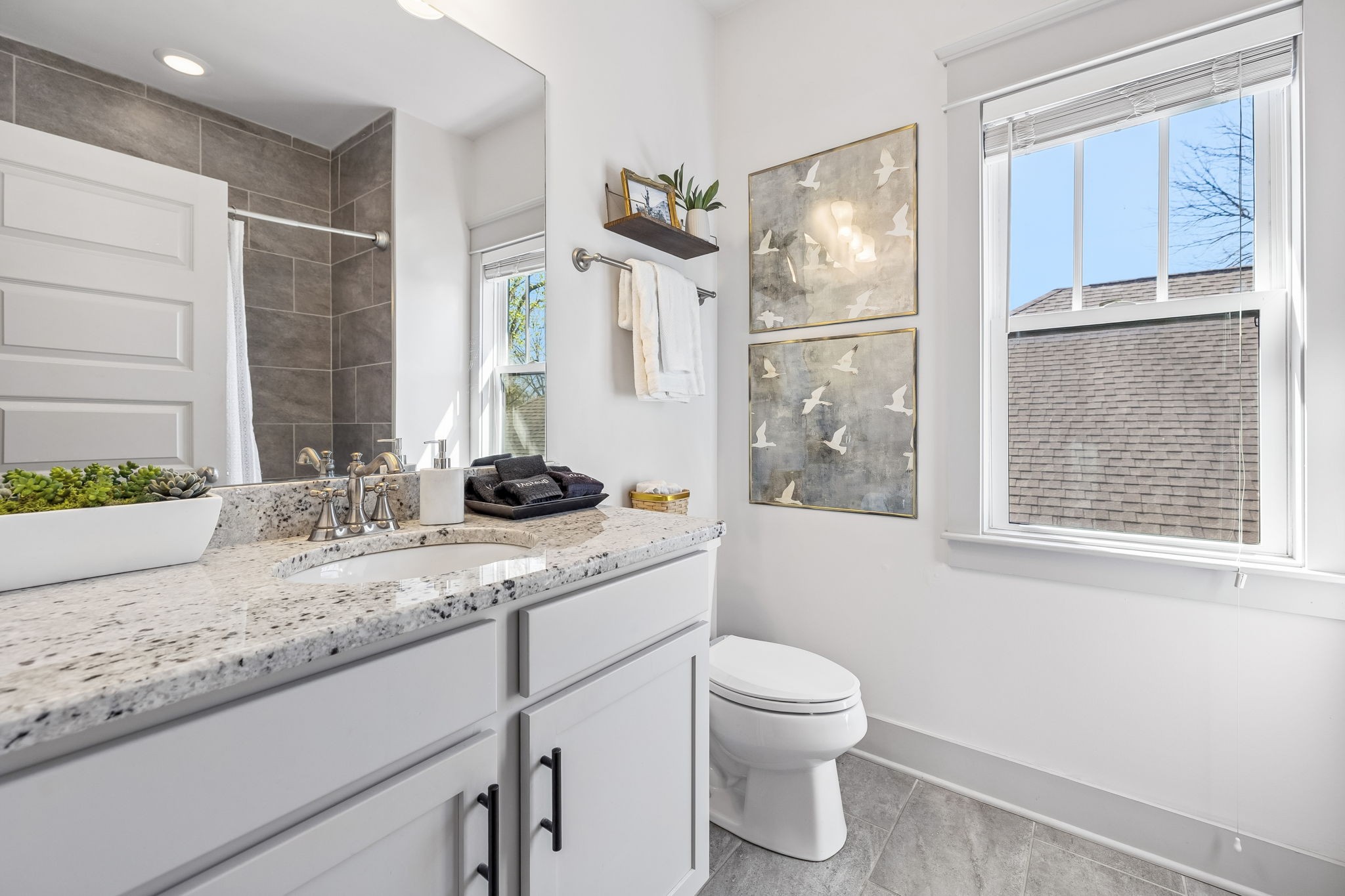 223 Treutland Avenue Nashville TN 37207