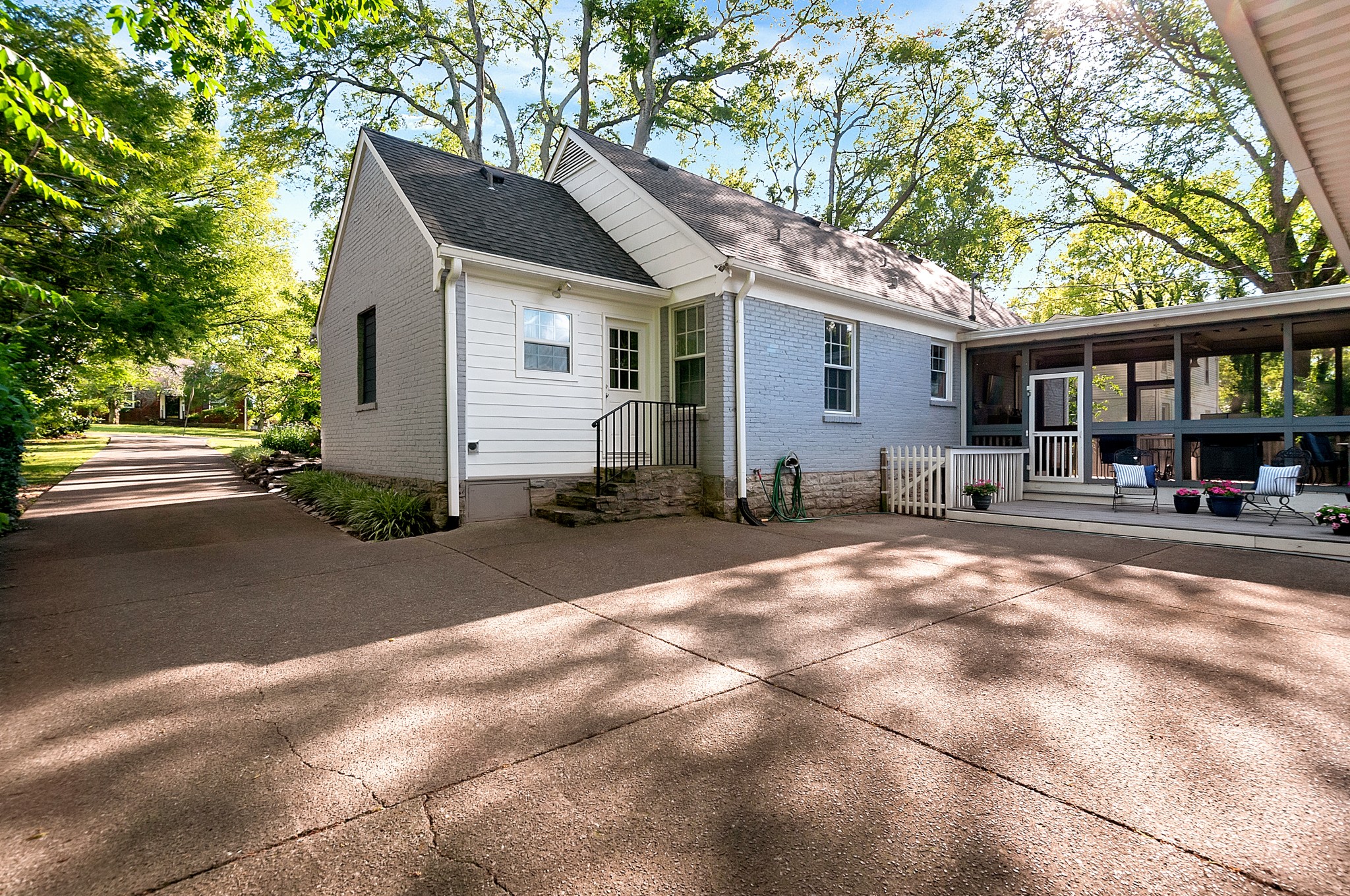 1820 Lombardy Avenue Nashville TN 37215
