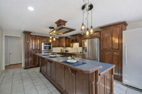 311 Downs Road Cumberland City TN 37050
