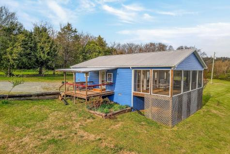 6076 Granville Highway Granville TN 38564
