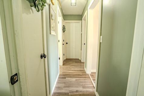 6 White Oak Drive Leoma TN 38468