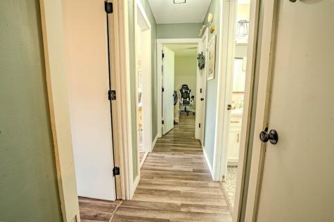 6 White Oak Drive Leoma TN 38468