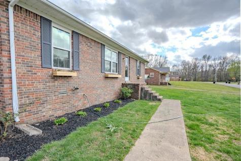 6 White Oak Drive Leoma TN 38468