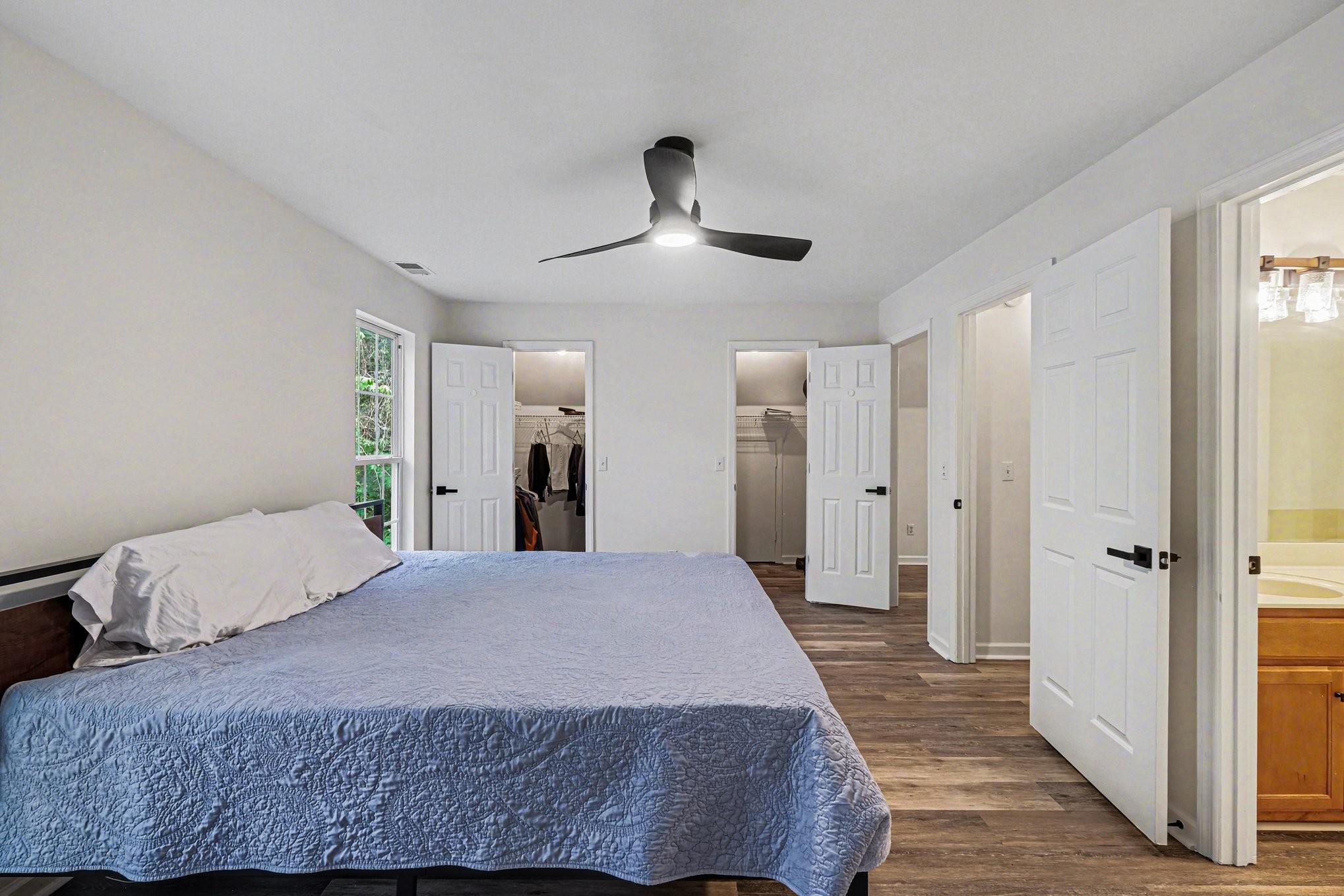 4954 Edmondson Pike Nashville TN 37211
