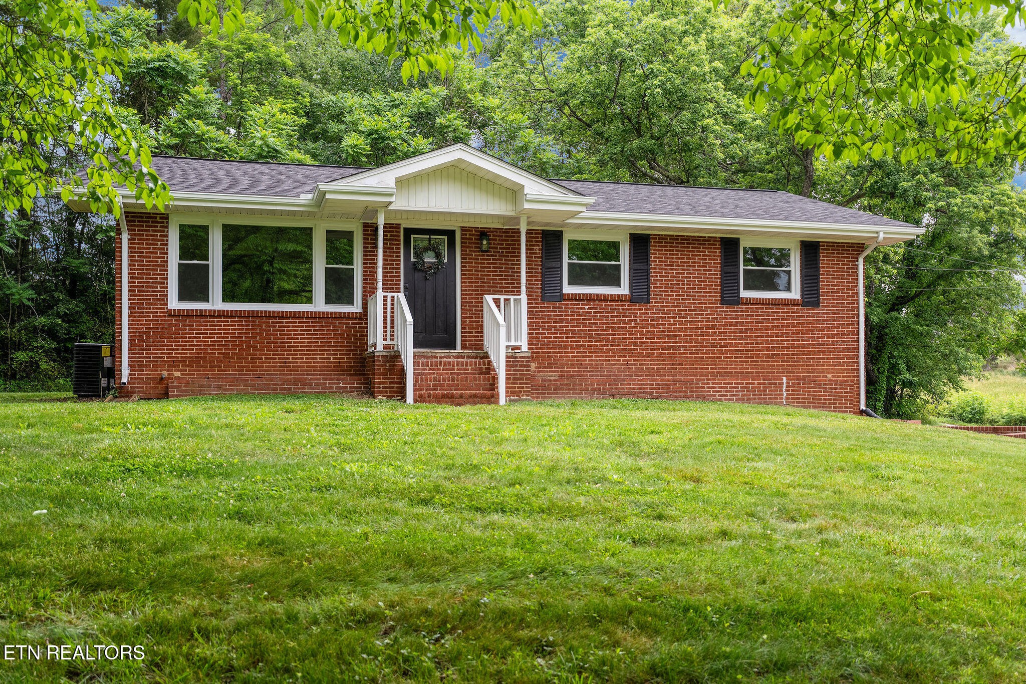 630 Briar Patch Lane Greeneville TN 37745