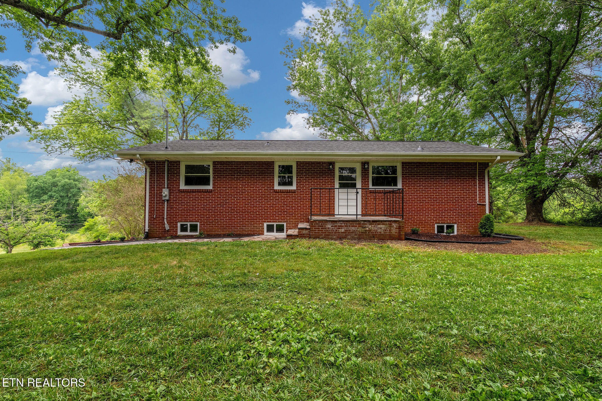 630 Briar Patch Lane Greeneville TN 37745
