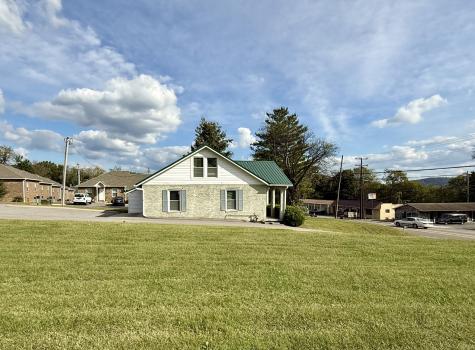 779 Mcmurry Blvd, E Hartsville TN 37074