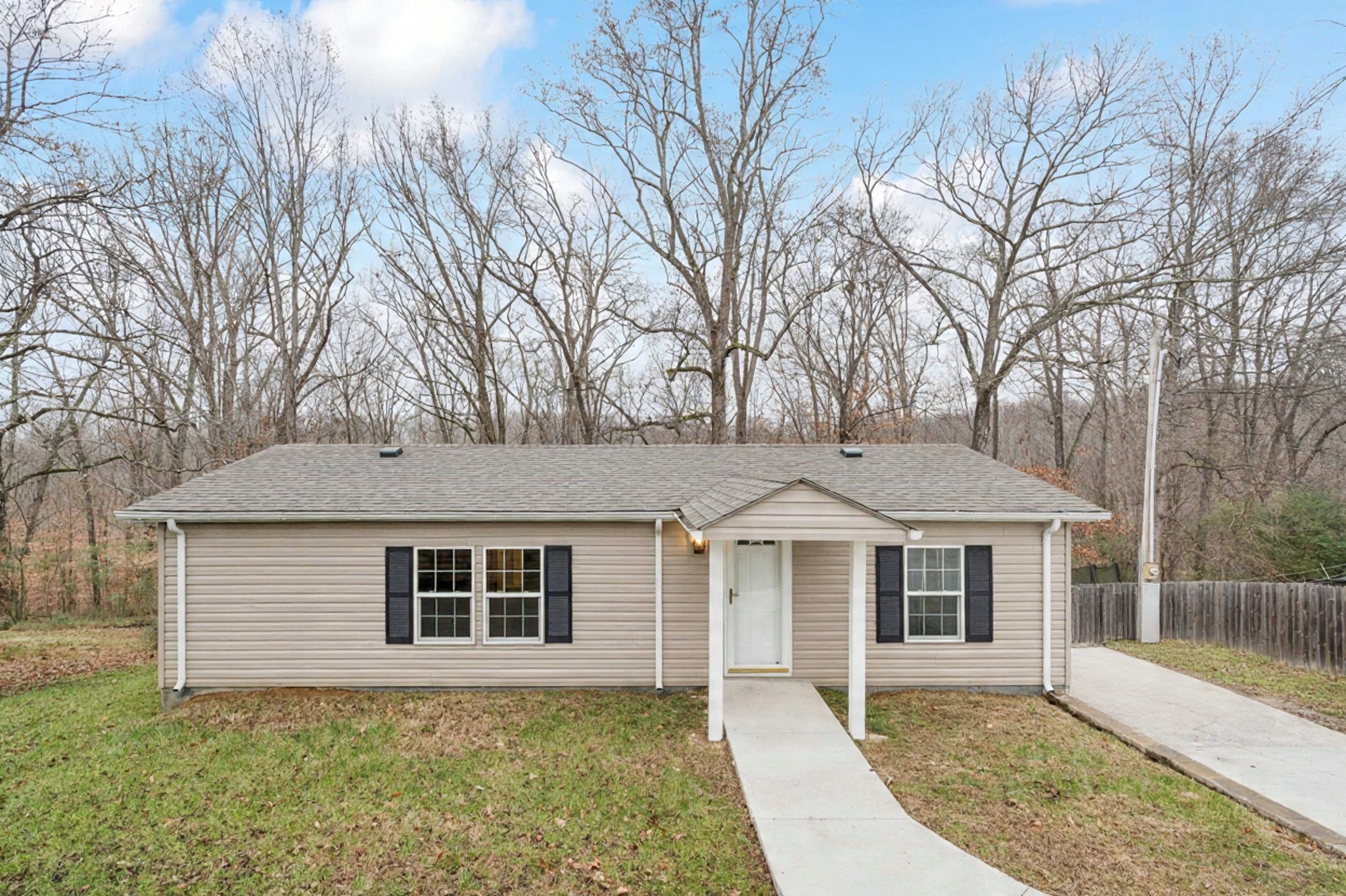 148 N Poole Street Ashland City TN 37015