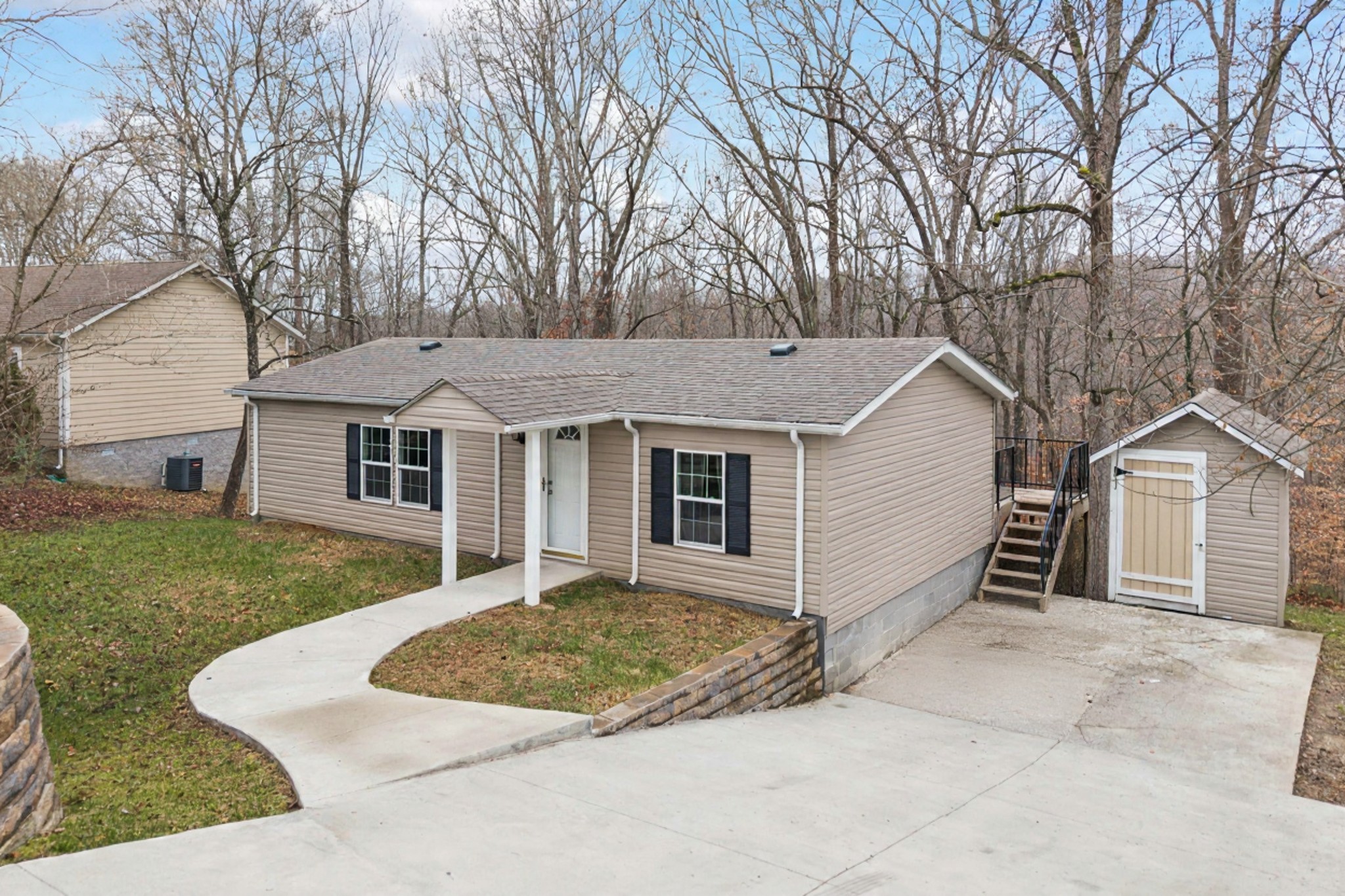 148 N Poole Street Ashland City TN 37015