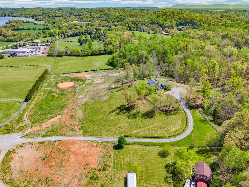 3631 Louisville Road Louisville TN 37777