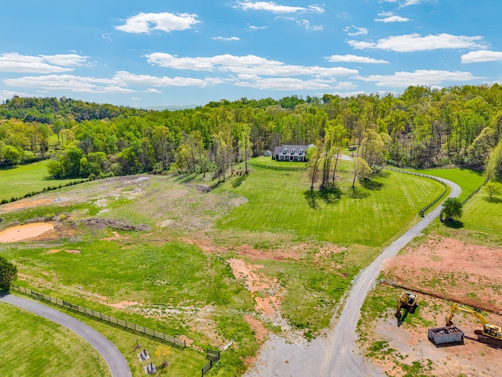 3631 Louisville Road Louisville TN 37777