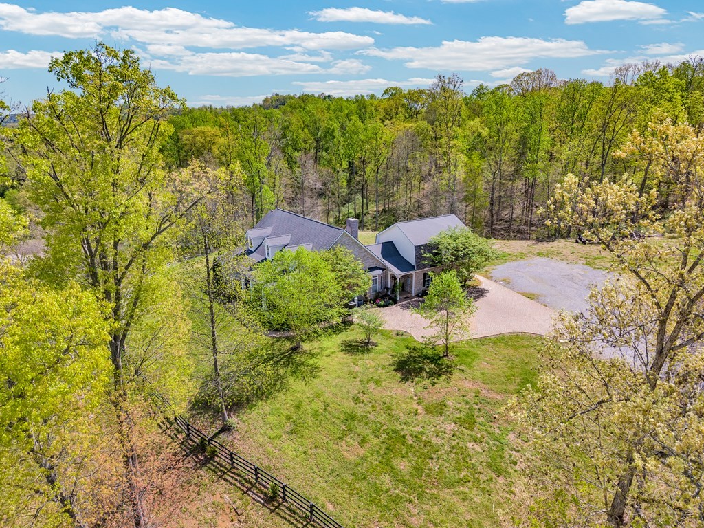 3631 Louisville Road Louisville TN 37777