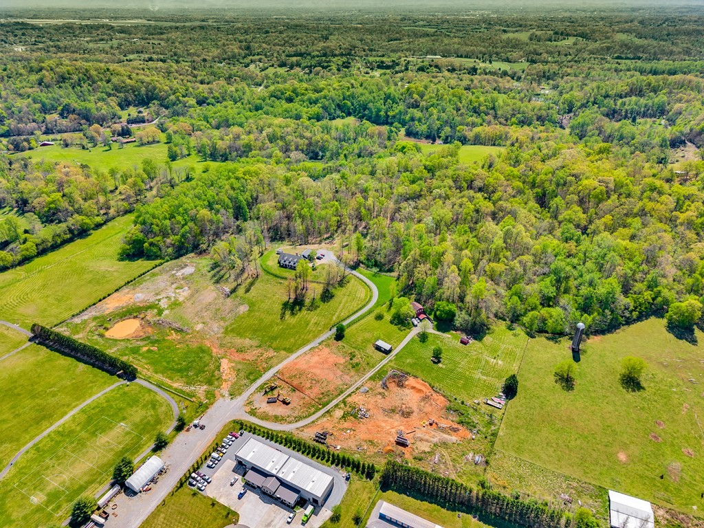 3631 Louisville Road Louisville TN 37777