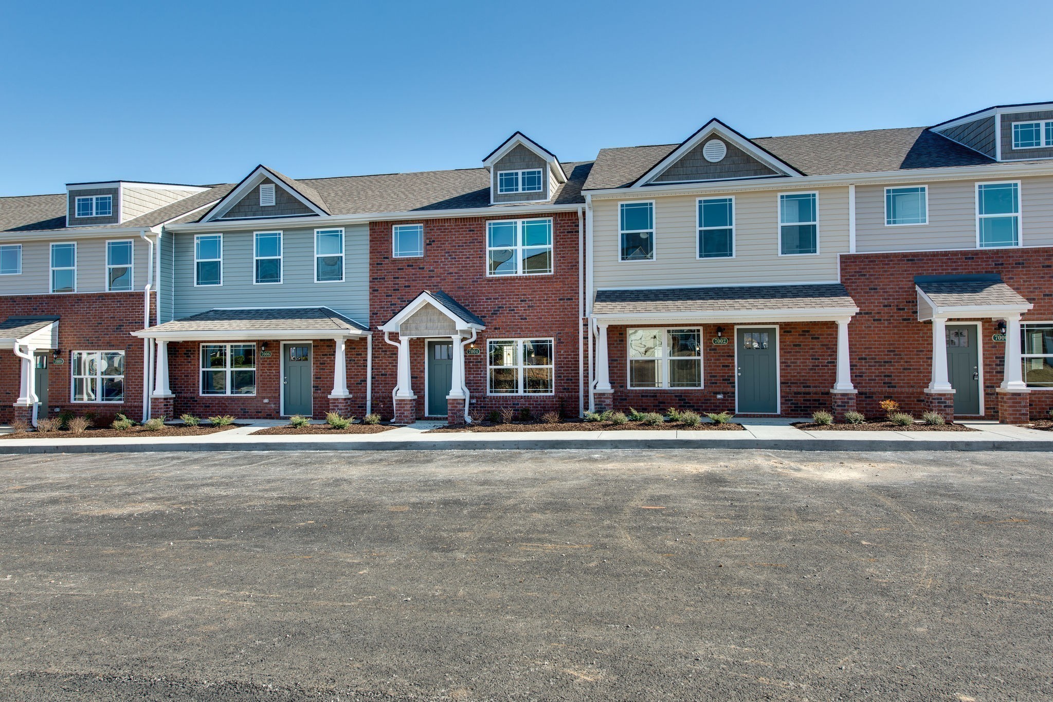 2003 Blossom Run Spring Hill TN 37174