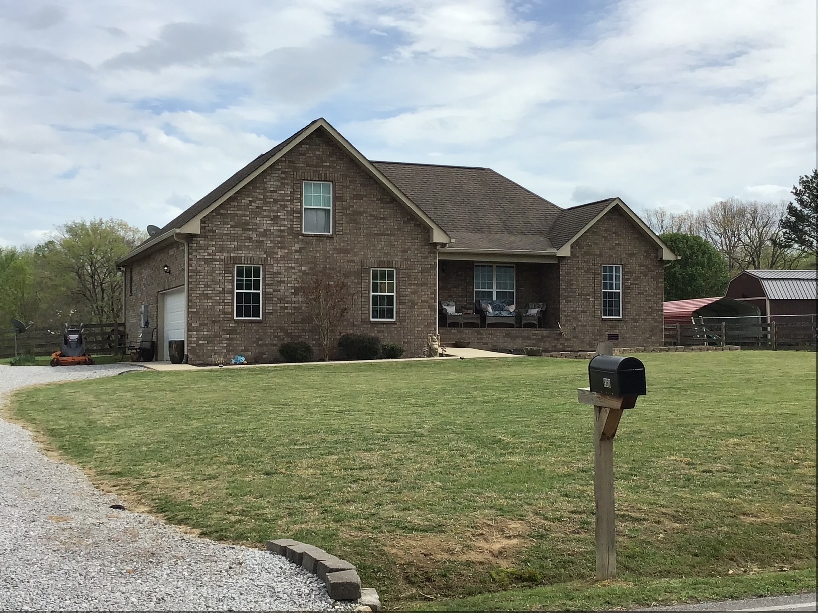 8960 New Chapel Road Springfield TN 37172
