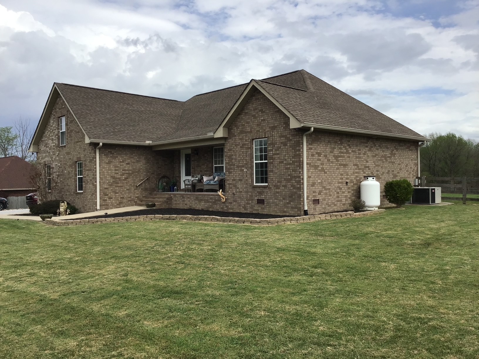 8960 New Chapel Road Springfield TN 37172
