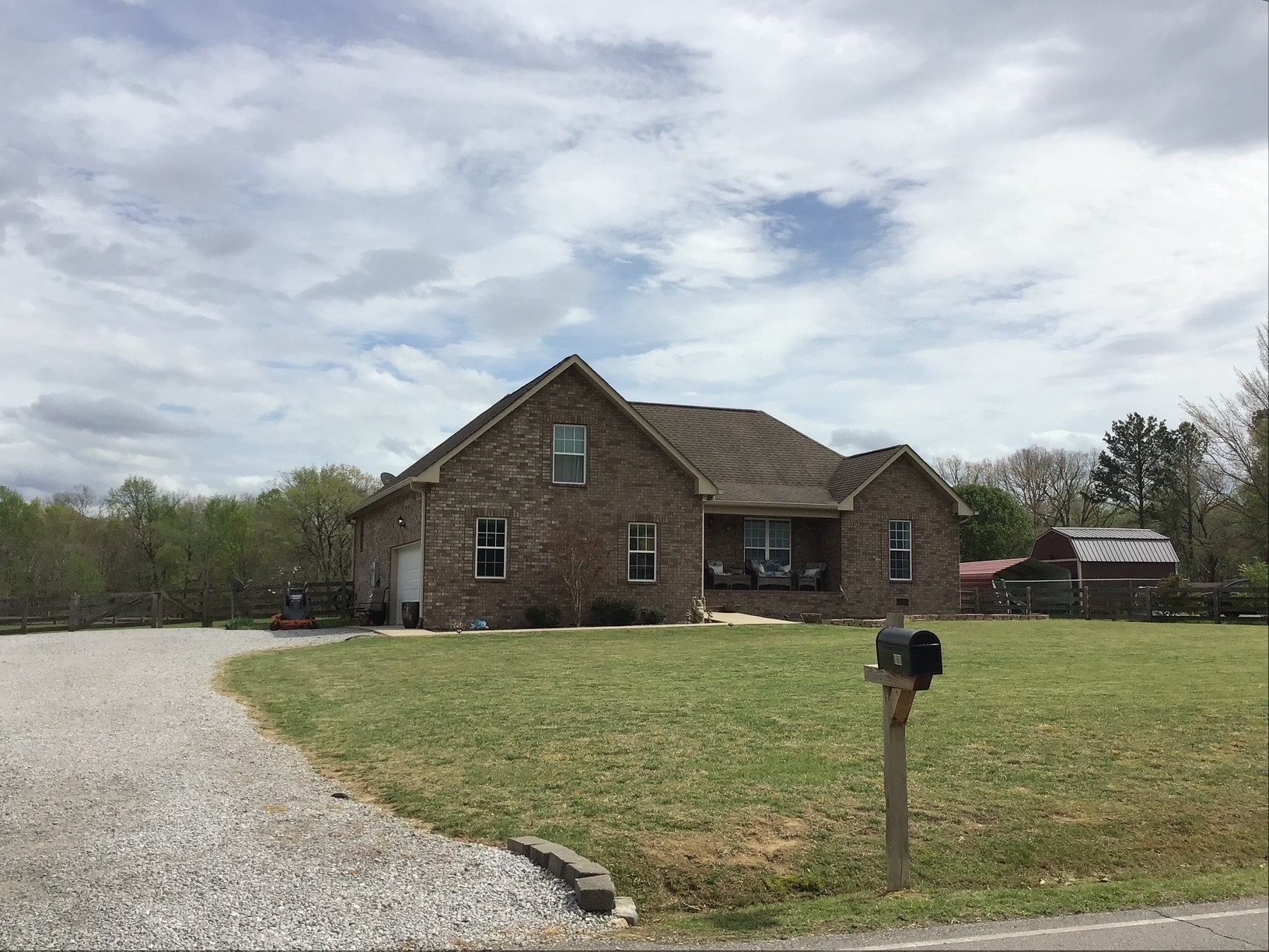 8960 New Chapel Road Springfield TN 37172