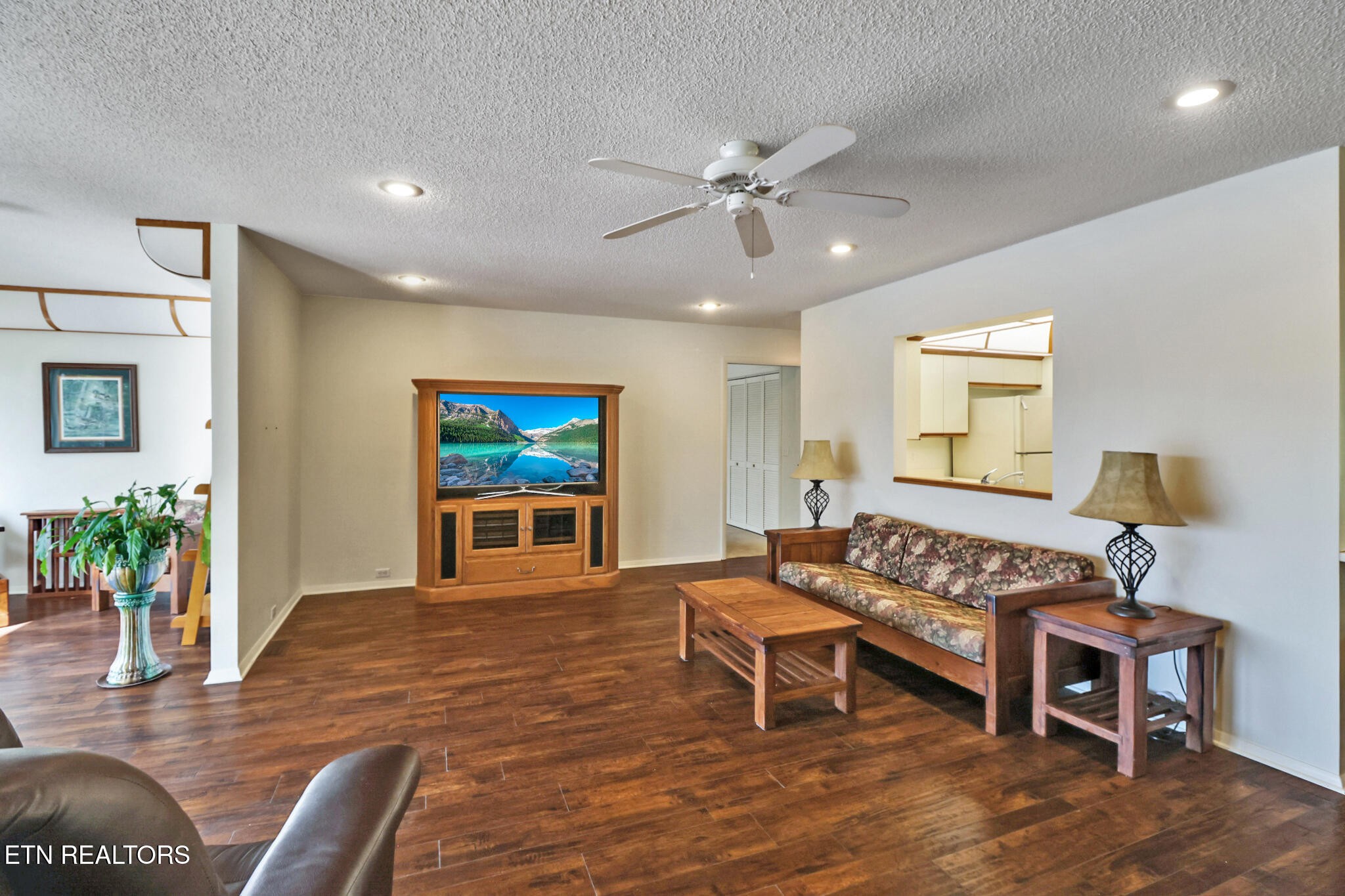 272 N Lake Trail Monterey TN 38574