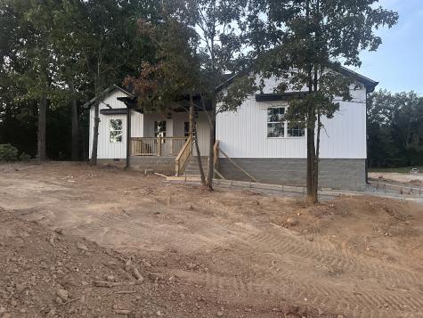 5516 Caledonia Road Cadiz KY 42211
