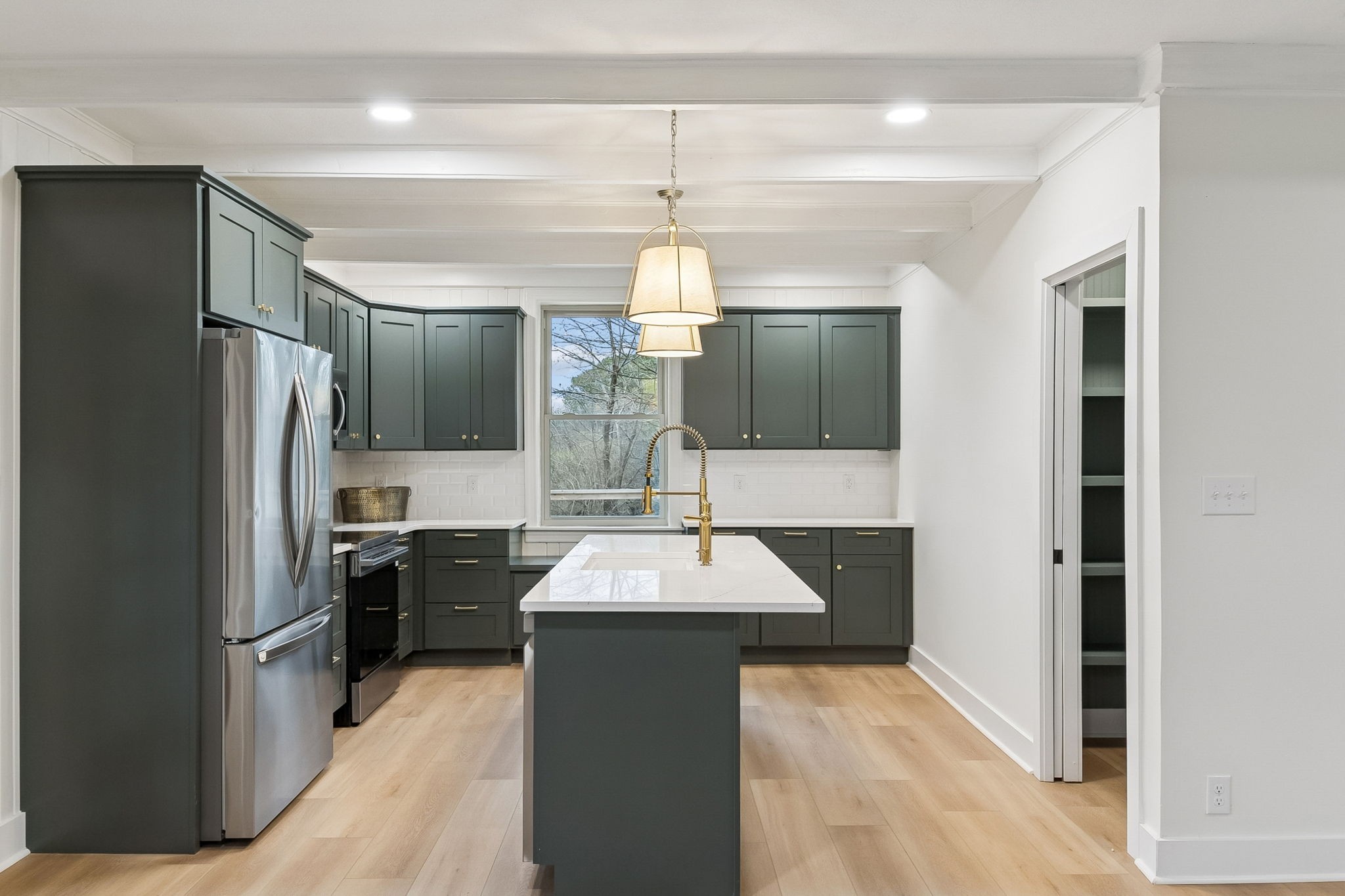 2224 Crestline Drive Nashville TN 37214