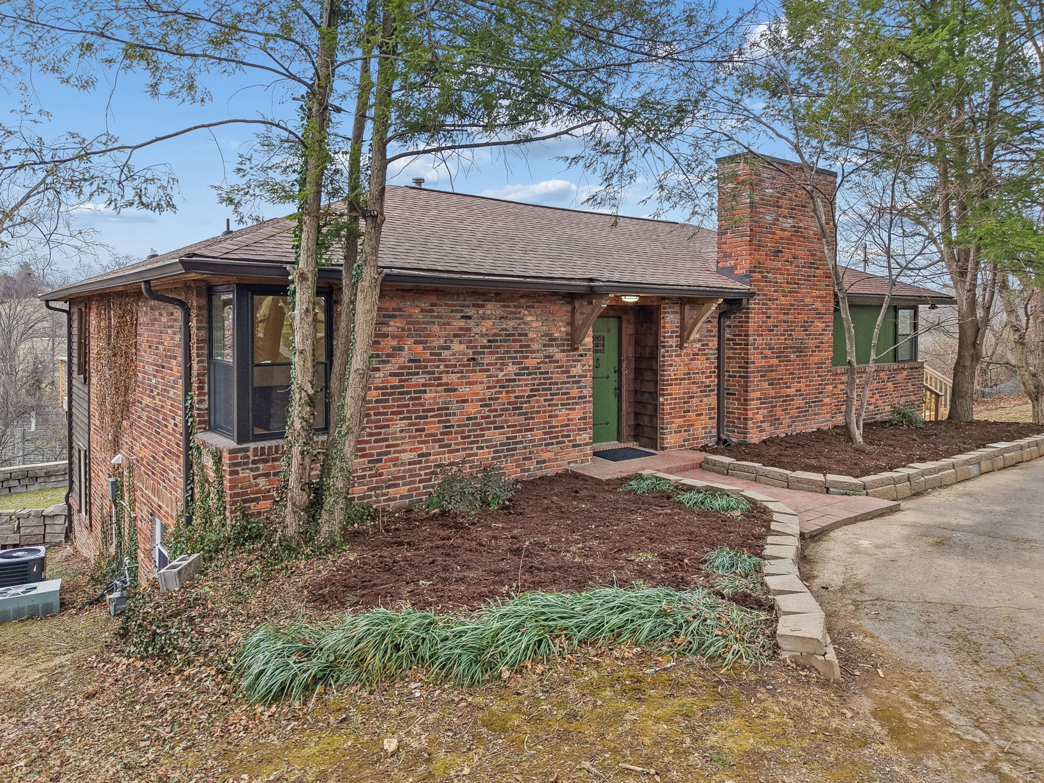 2224 Crestline Drive Nashville TN 37214