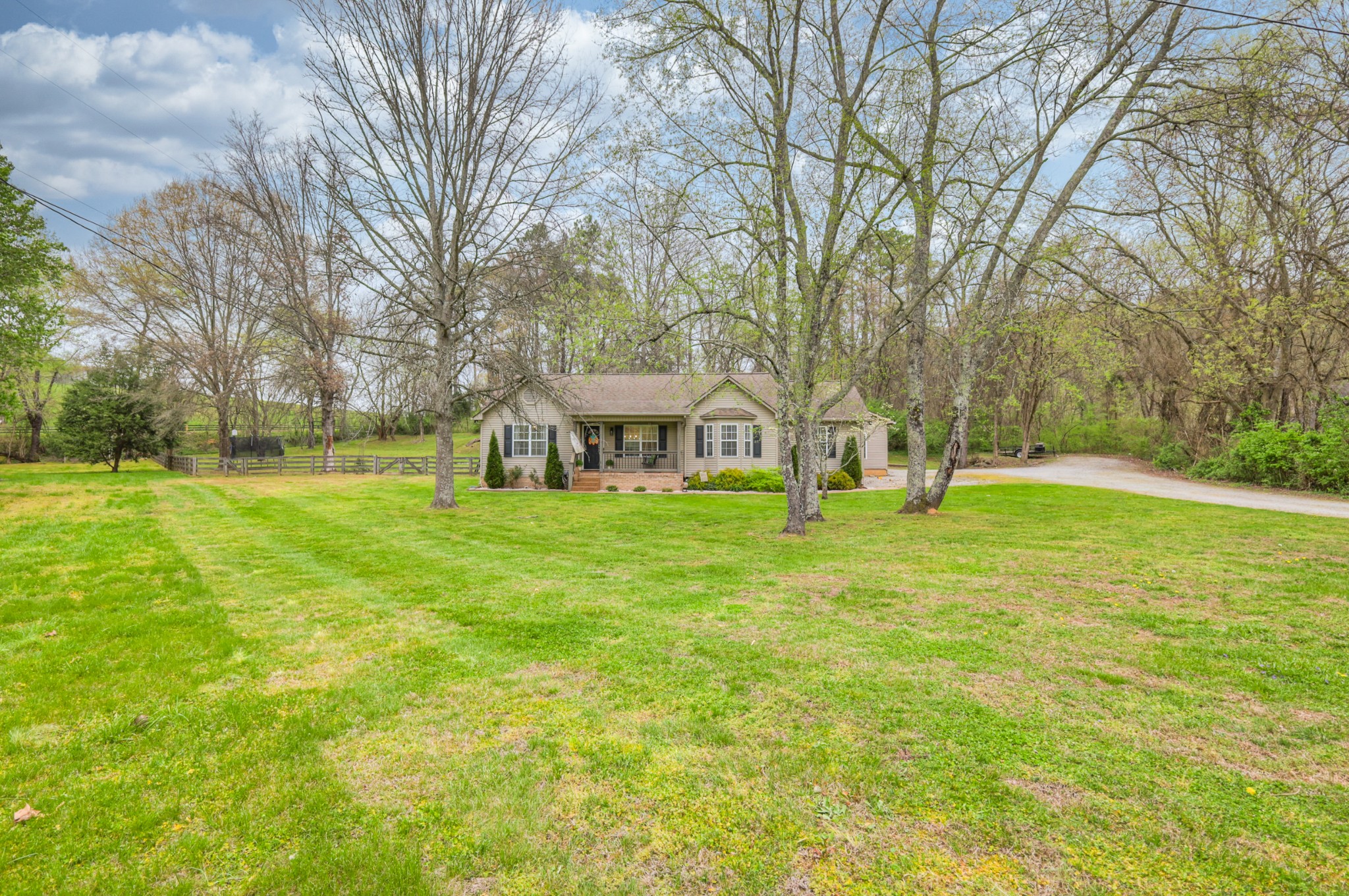 1100 Theta Pike Columbia TN 38401