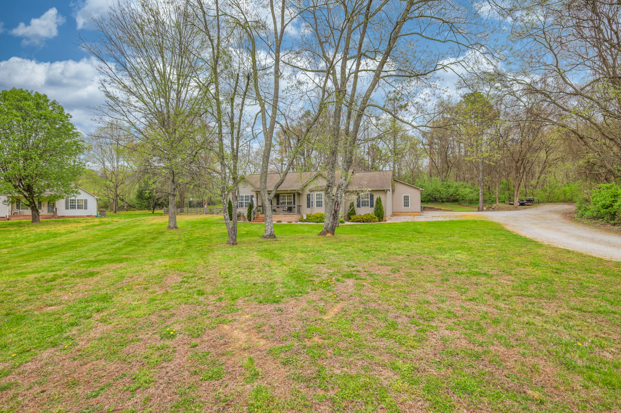 1100 Theta Pike Columbia TN 38401