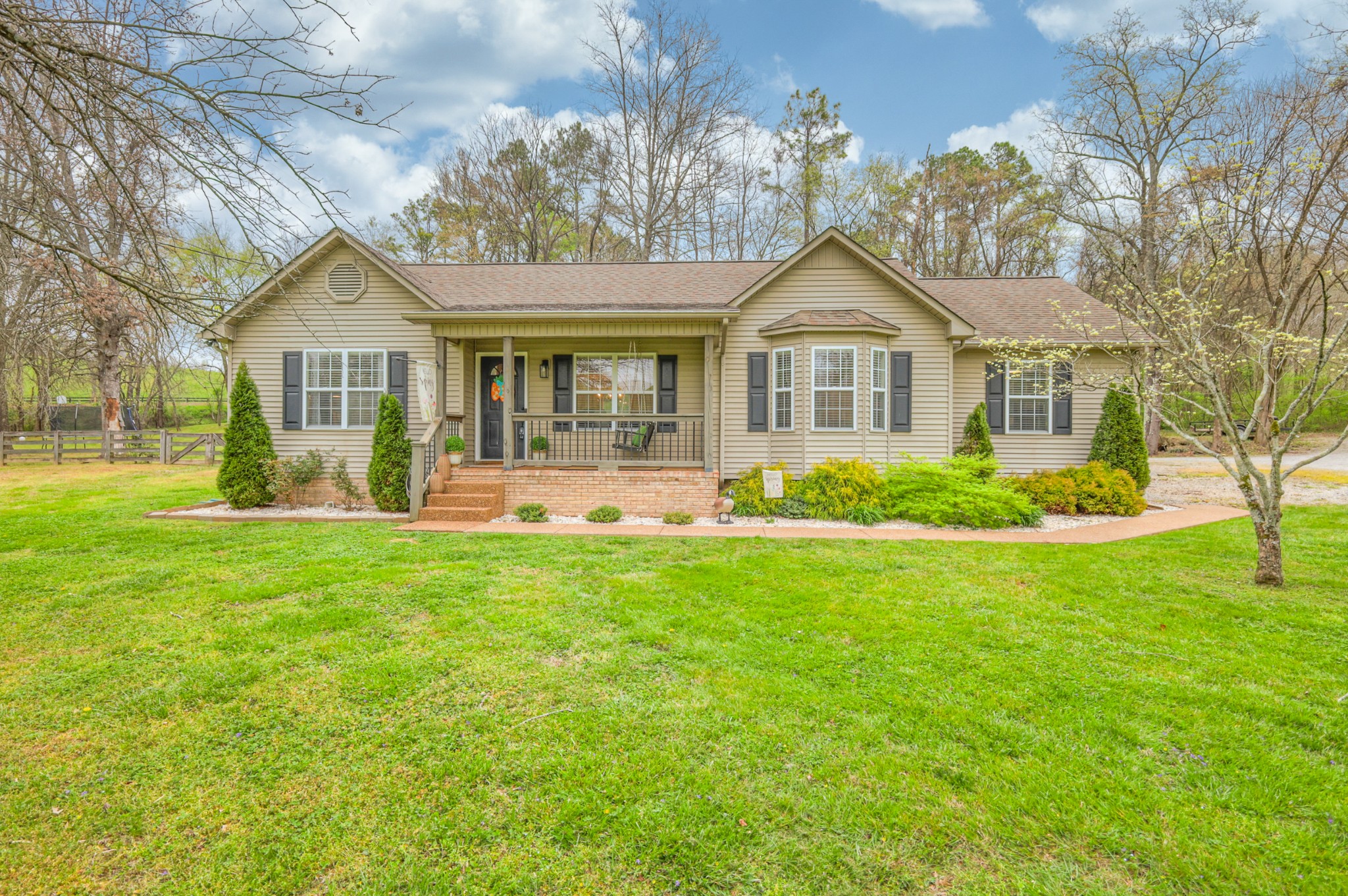1100 Theta Pike Columbia TN 38401