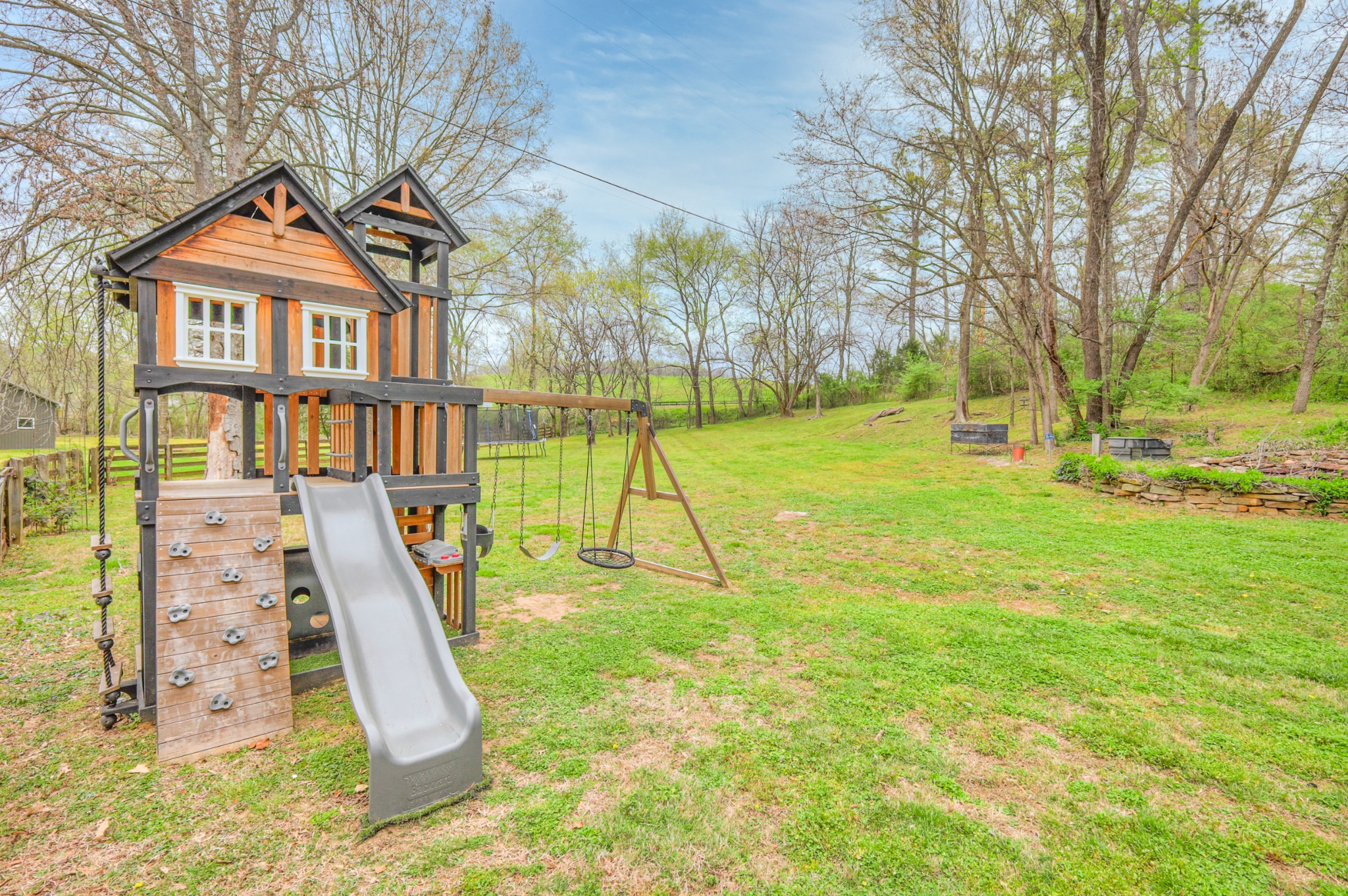 1100 Theta Pike Columbia TN 38401