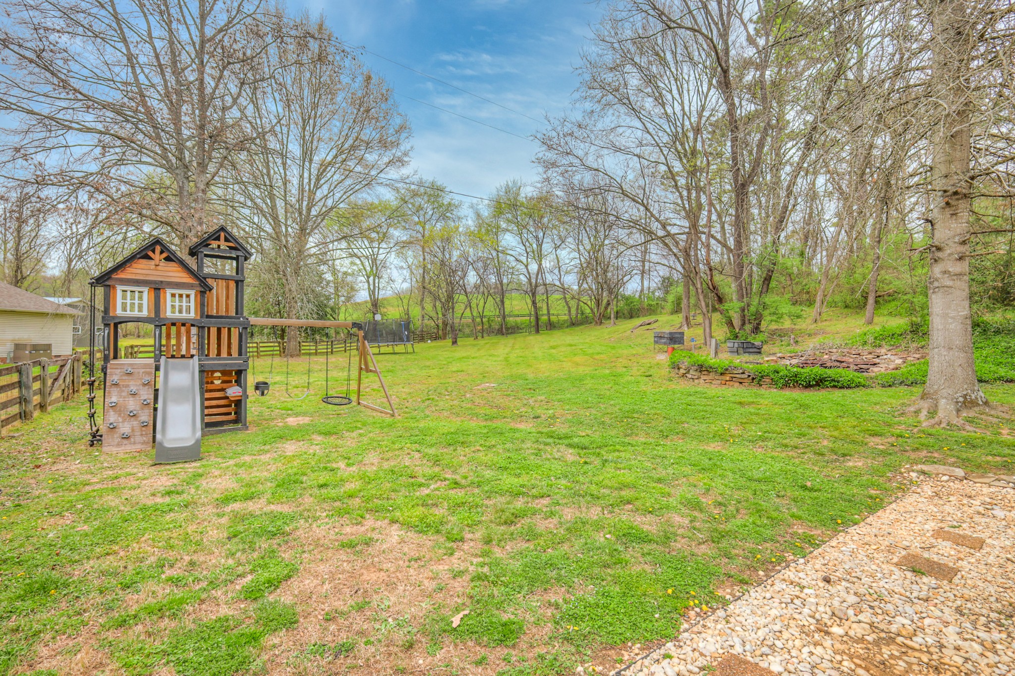 1100 Theta Pike Columbia TN 38401