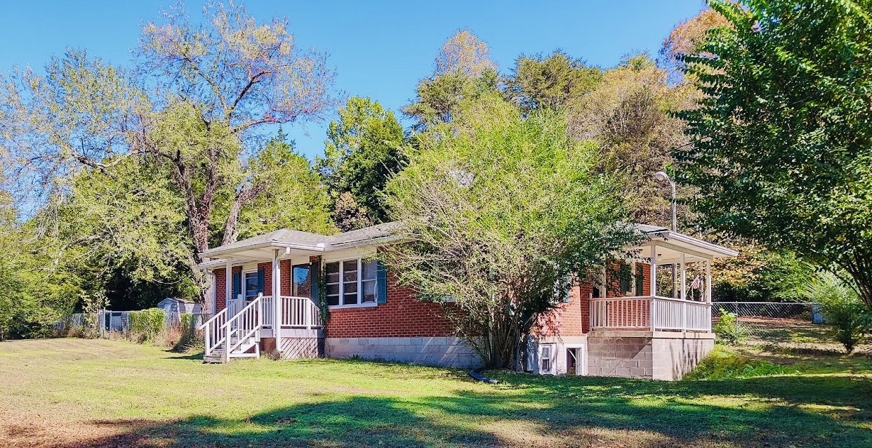 1798 Little Pond Creek Road Pegram TN 37143