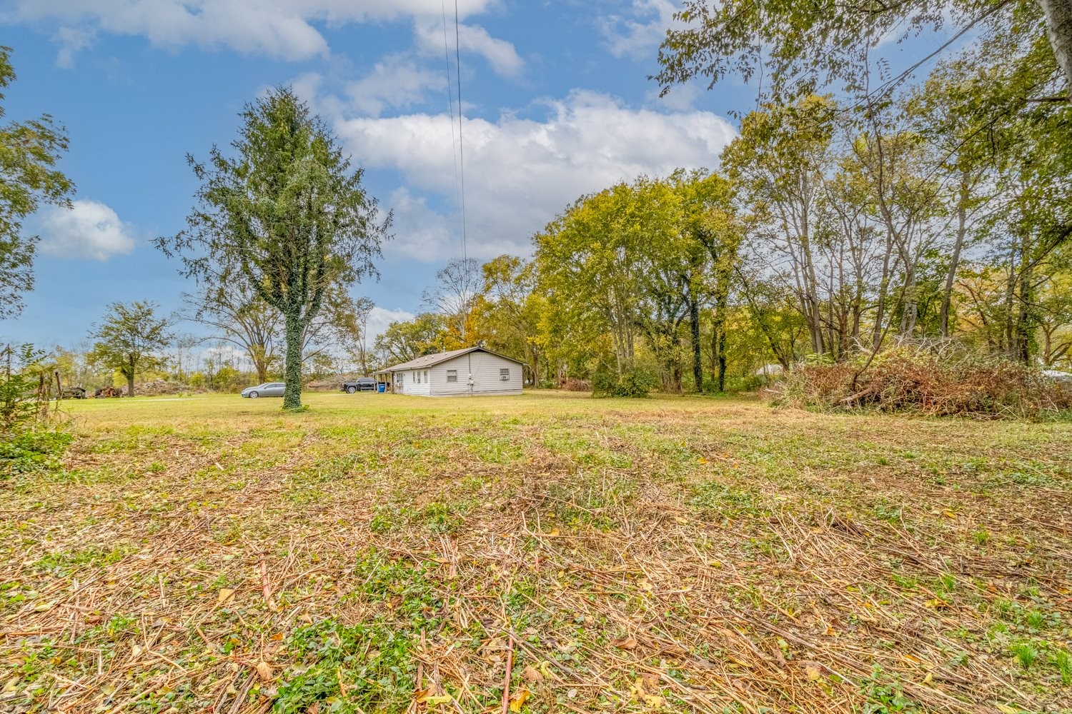 1725 N Main Street Columbia TN 38401
