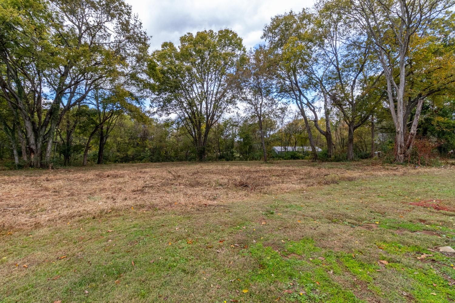 1725 N Main Street Columbia TN 38401
